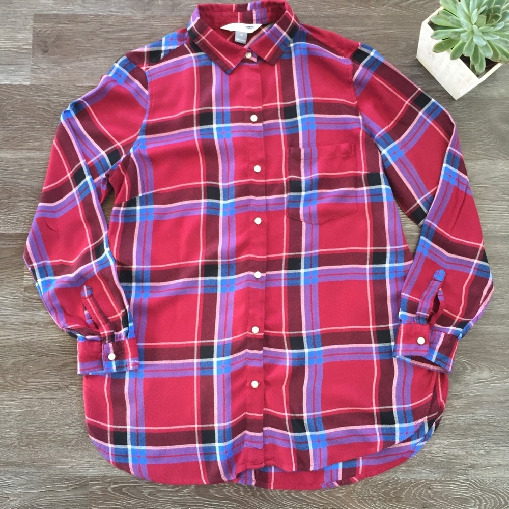 Old Navy The Classic Shirt Burgundy Plaid Shirt